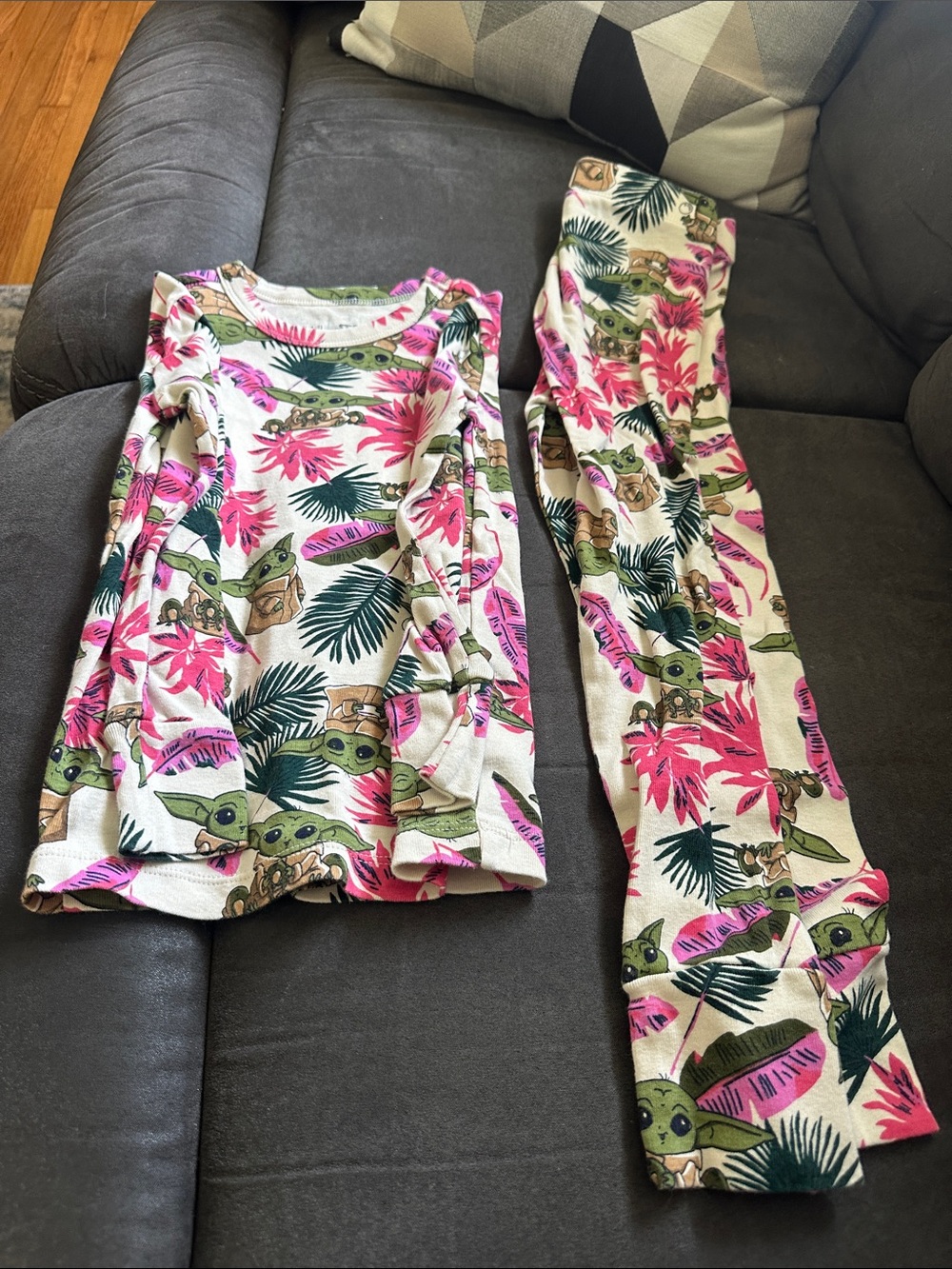GAP Pink, Green & Cream Grogu Tropical Pajama Set